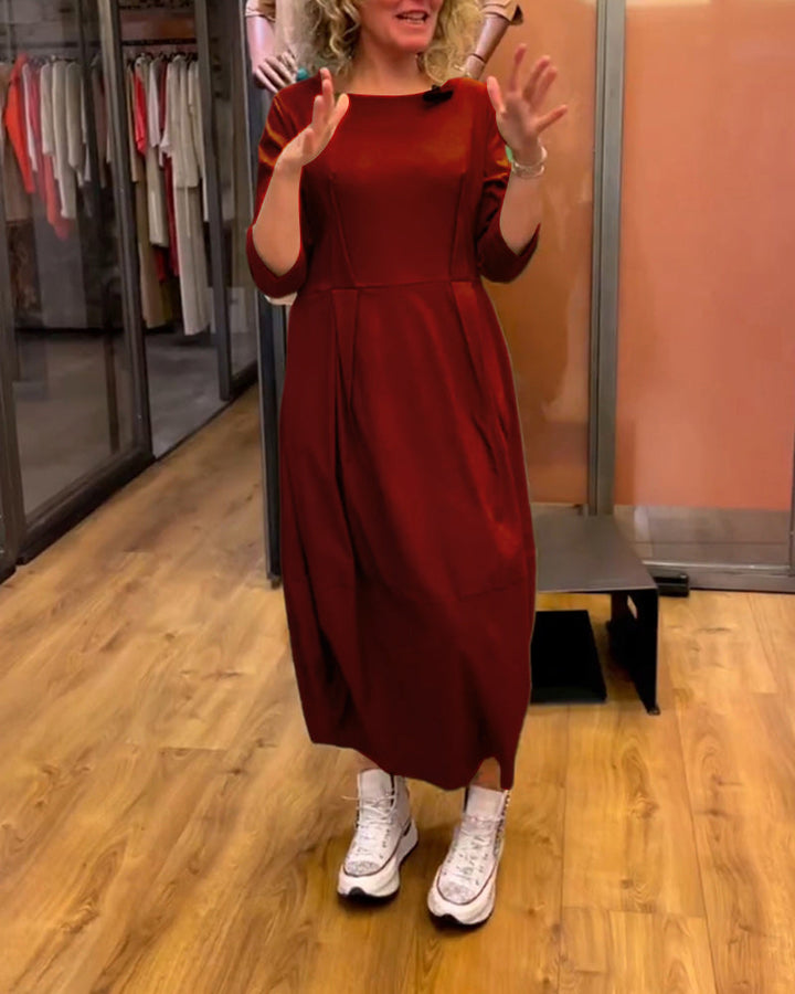 Jessica - Elegant Dress with Round Neck Valrynlondon