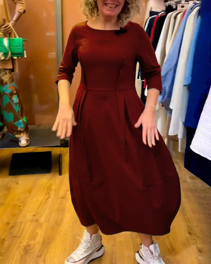 Jessica - Elegant Dress with Round Neck Valrynlondon