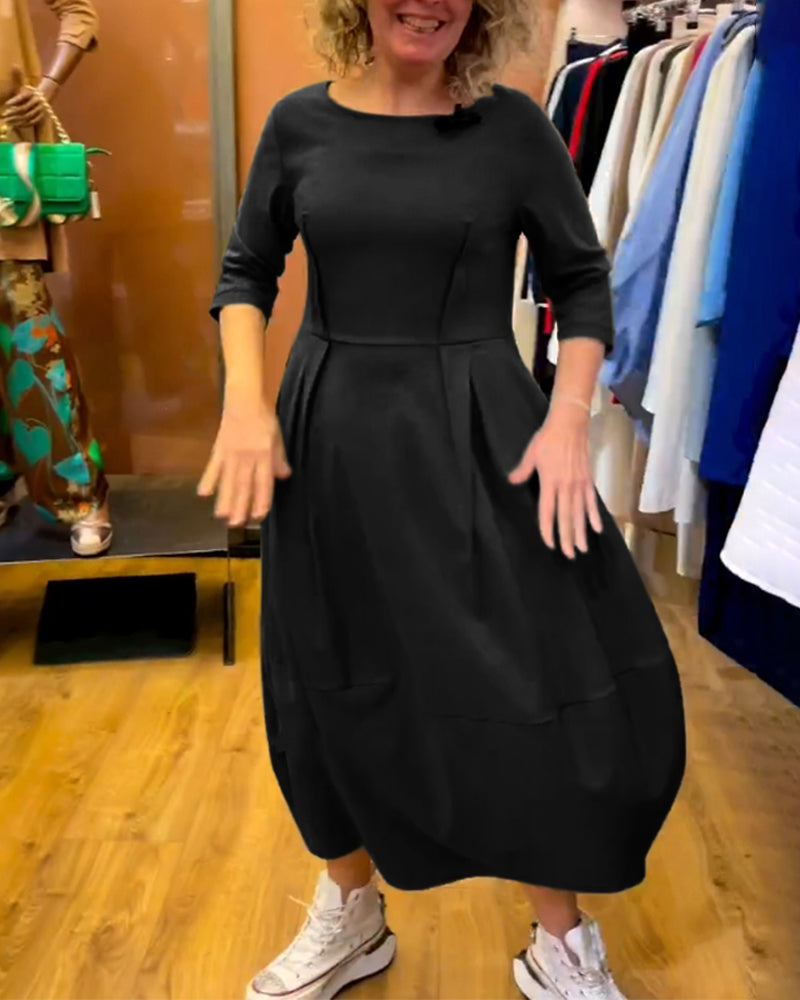 Jessica - Elegant Dress with Round Neck Valrynlondon