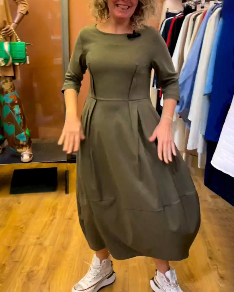 Jessica - Elegant Dress with Round Neck Valrynlondon