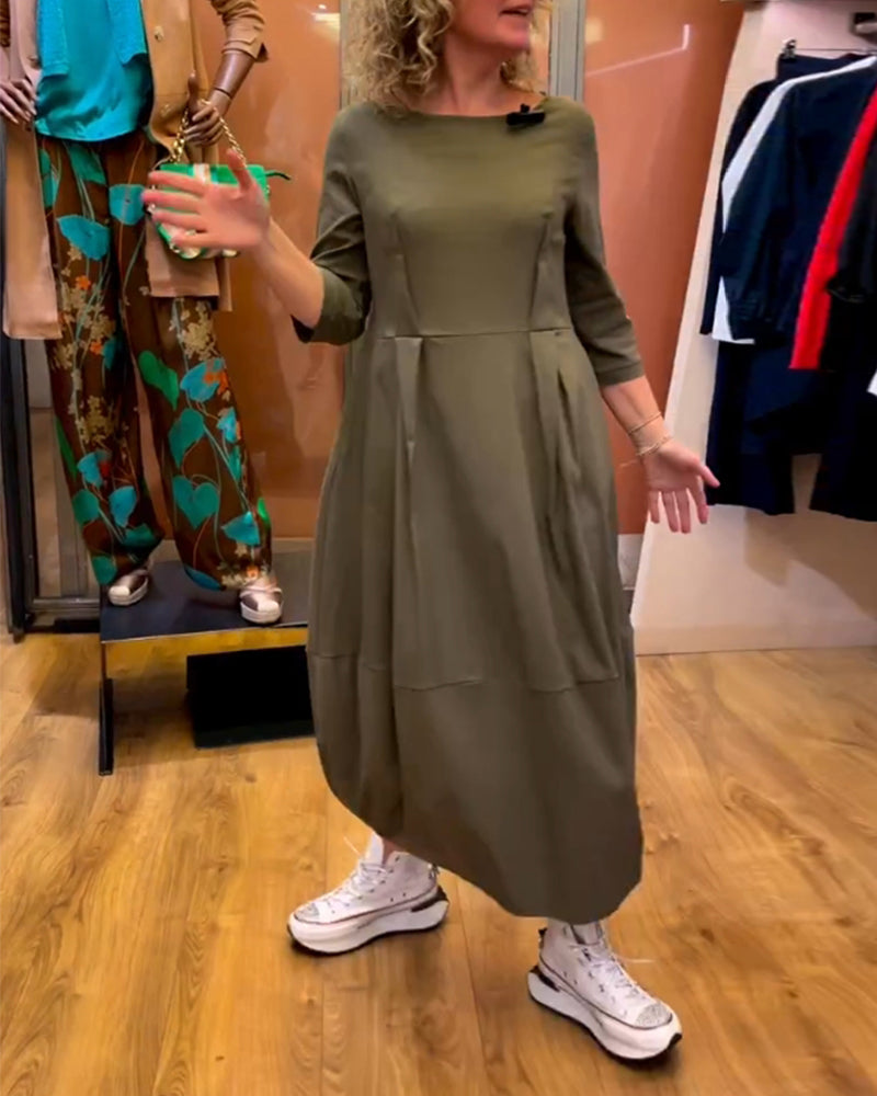 Jessica - Elegant Dress with Round Neck Valrynlondon