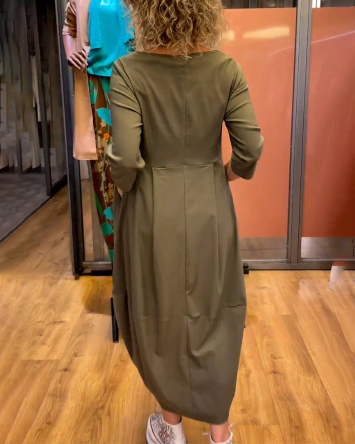 Jessica - Elegant Dress with Round Neck Valrynlondon